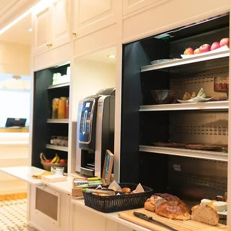 Merveilleux Cote Hotel 4*