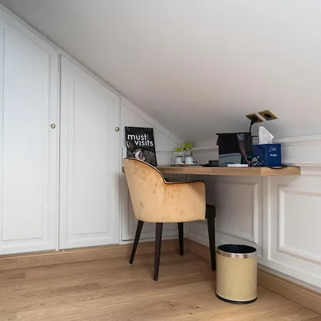 Hotel Merveilleux Cote