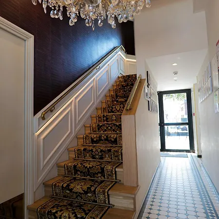 Hotel Merveilleux Cote 4*