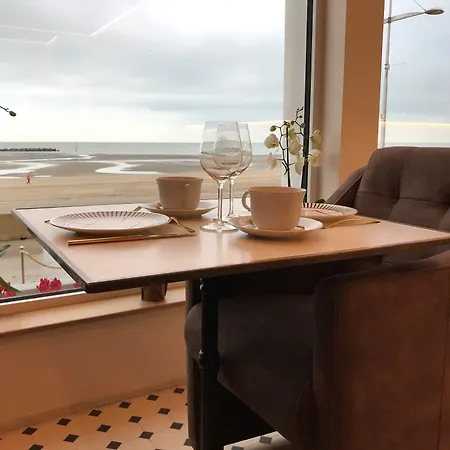 Hotell Merveilleux Cote
