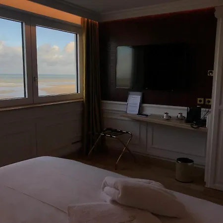 Hotel Merveilleux Cote 4*