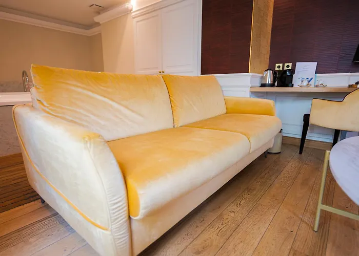 Hotel Merveilleux Cote