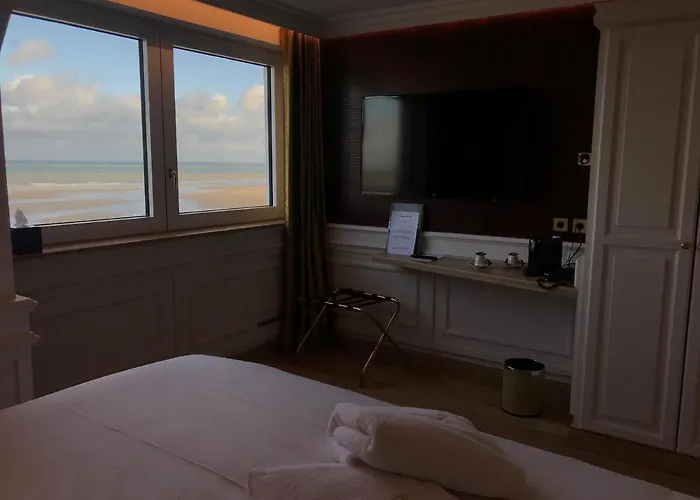 Hotel Merveilleux Cote 4*